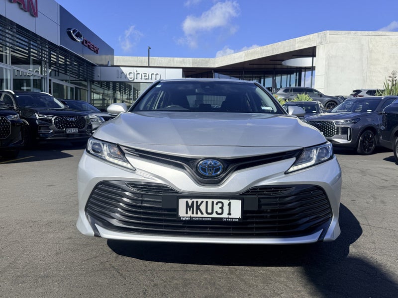 2019 Toyota Camry GX 2.5 PETROL HYBRID image 3