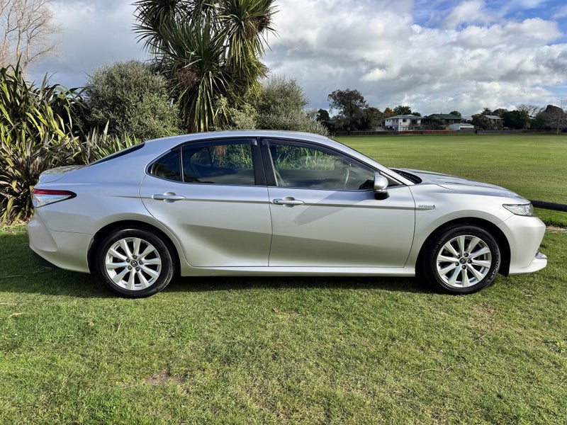 2019 Toyota Camry GX 2.5P Hybrid FWD Sedan image 5