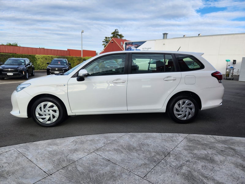 2019 Toyota Corolla 1.5 Hybrid Automatic Wagon image 5