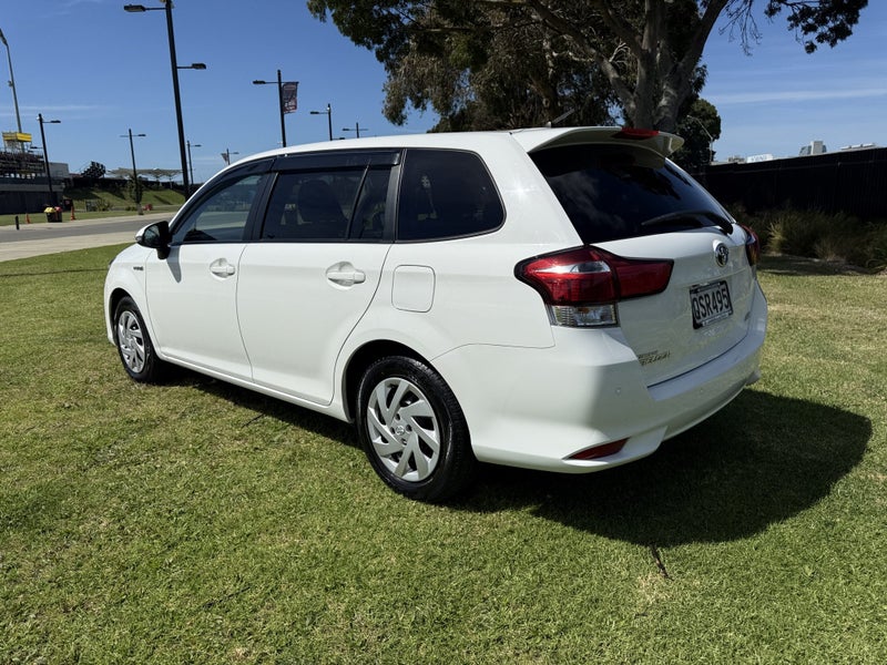 2019 Toyota Corolla 1.5 Hybrid CVT Automatic 2W... image 5