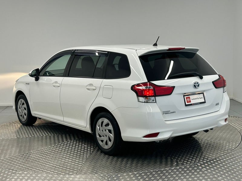 2019 Toyota Corolla 1.5 Hybrid Wagon image 5