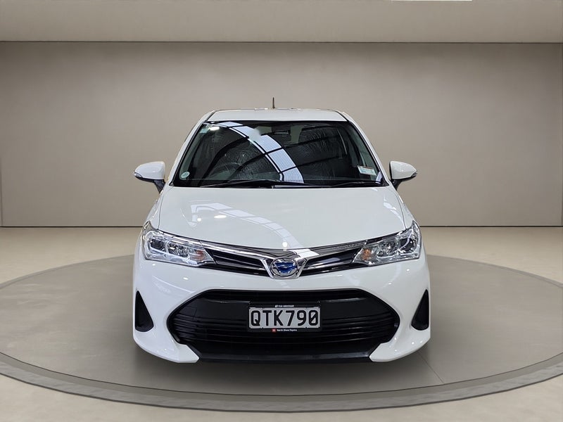 2019 Toyota Corolla 1.5L Hybrid Wagon 2WD image 2