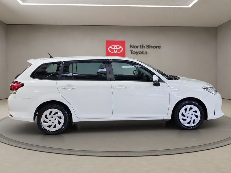 2019 Toyota Corolla 1.5L Hybrid Wagon 2WD image 4