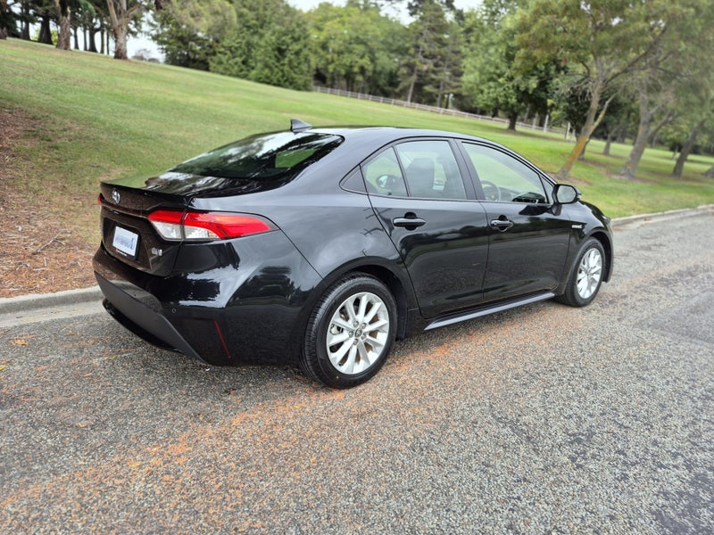 2019 Toyota Corolla 1.8 Hybrid S 4 Dr Sedan CVT... image 5