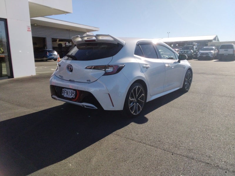 2019 Toyota Corolla 1.8 Hybrid Sport image 3