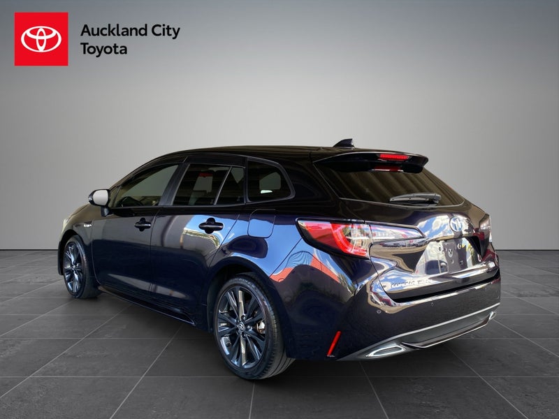 2019 Toyota Corolla 1.8 Hybrid WxB 5 Dr Wagon C... image 5