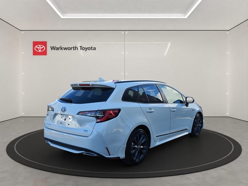 2019 Toyota Corolla 1.8 Hybrid WxB 5 Dr Wagon C... image 3