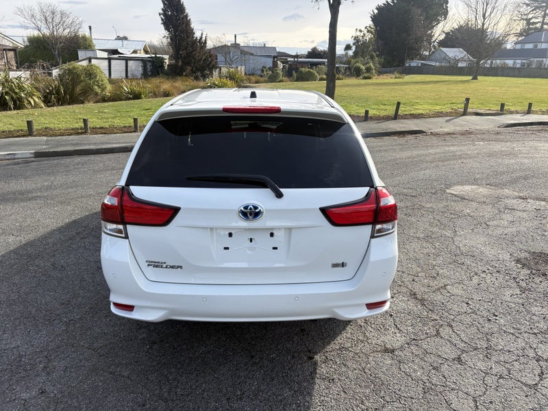 2019 Toyota Corolla Fielder 1.5 Hybrid G 5 Dr W... image 4