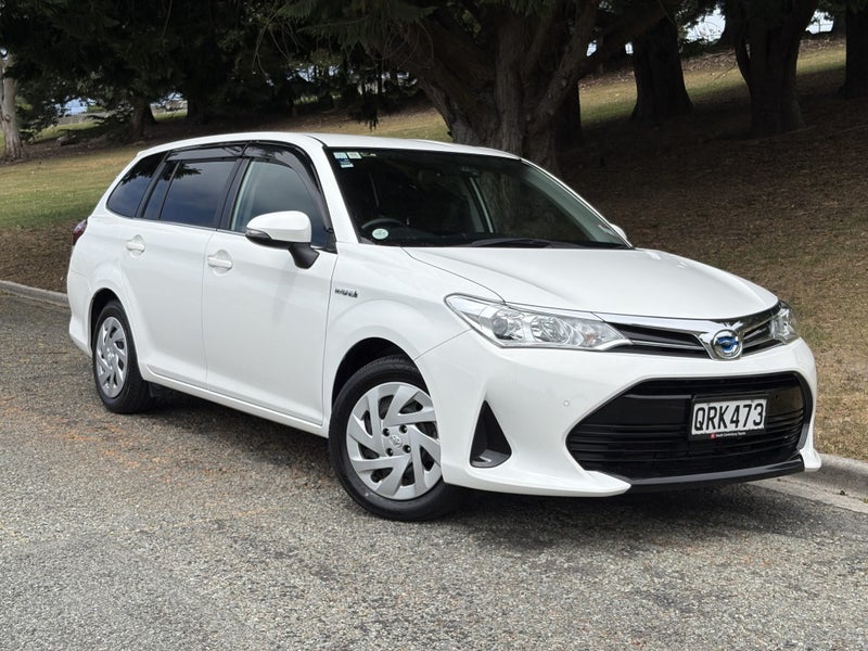 2019 Toyota Corolla Fielder 1.5 Hybrid G 5 Dr W... image 1