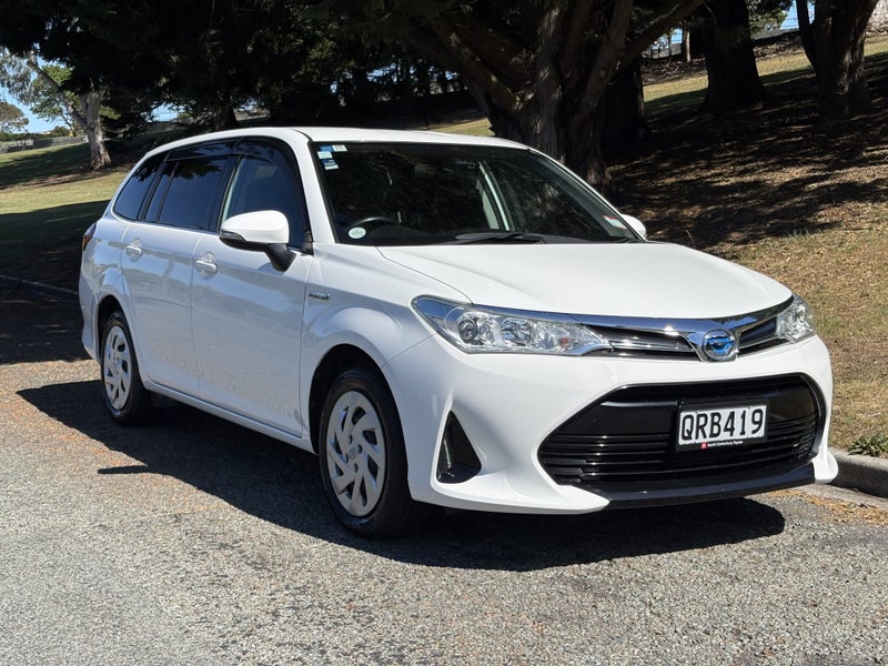 2019 Toyota Corolla Fielder 1.5 Hybrid G 5 Dr W... image 2