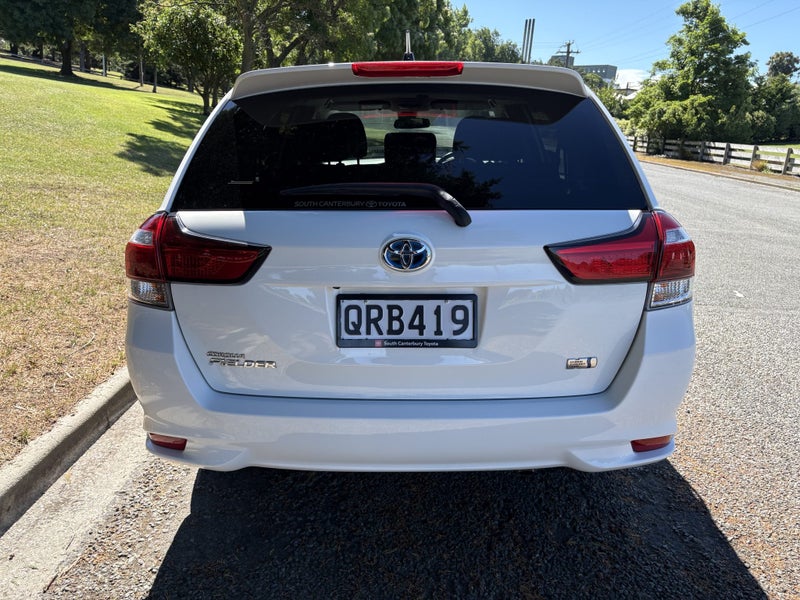 2019 Toyota Corolla Fielder 1.5 Hybrid G 5 Dr W... image 5