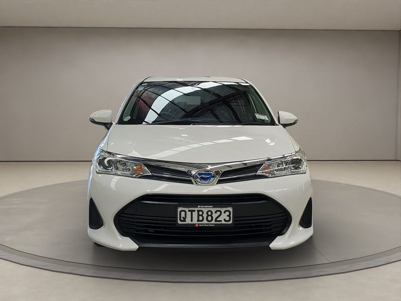 2019 Toyota Corolla Fielder 1.5 L Hybrid 2WD Wagon image 2