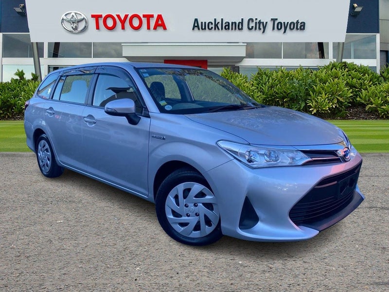2019 Toyota Corolla Fielder 1.5 Ltr Hybrid image 1