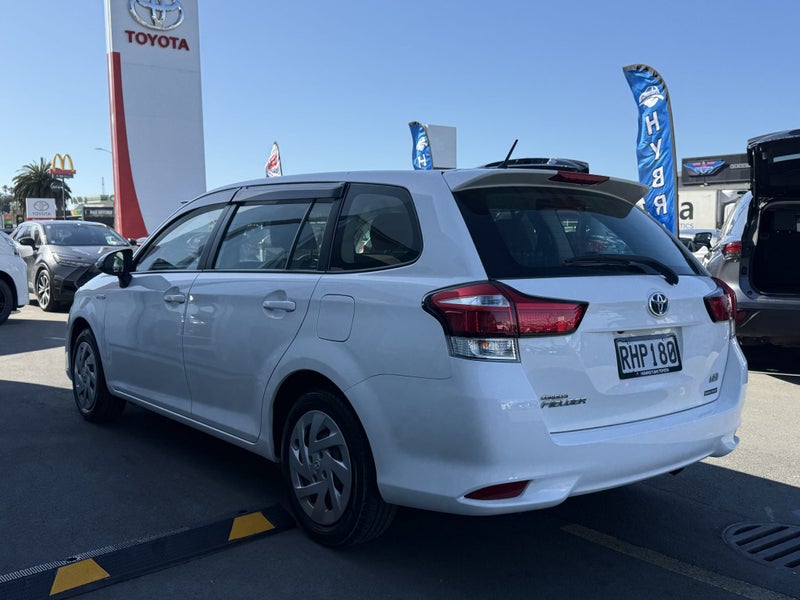 2019 Toyota Corolla Fielder 1.5P Hybrid Auto image 5