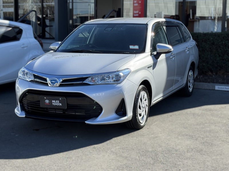 2019 Toyota Corolla Fielder Hybrid G, Push Start image 3