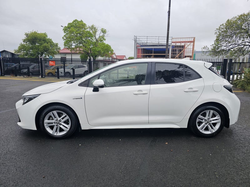 2019 Toyota Corolla GX 1.8P Automatic Hybrid SU... image 4