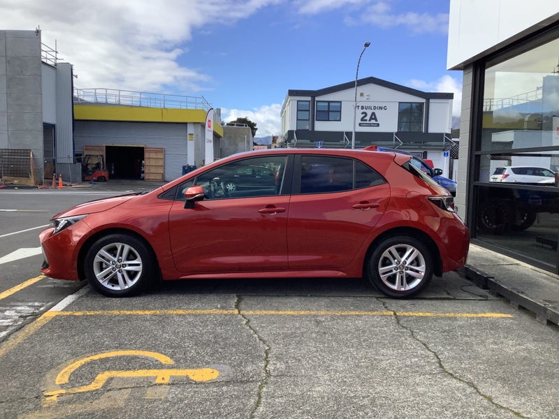 2019 Toyota Corolla GX 2.0P CVT FWD HATCH image 3