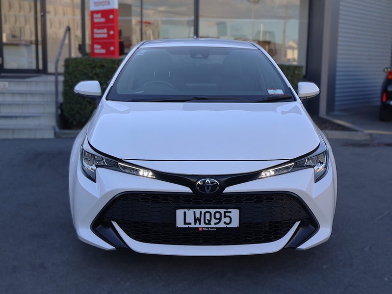 2019 Toyota Corolla GX PETROL, Hatchback image 2