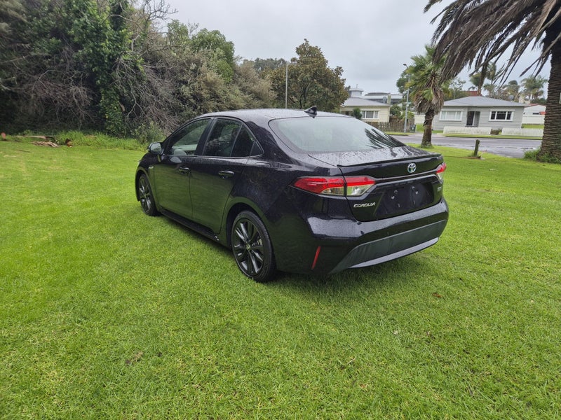 2019 Toyota Corolla Hybrid 1.8 Sedan image 4