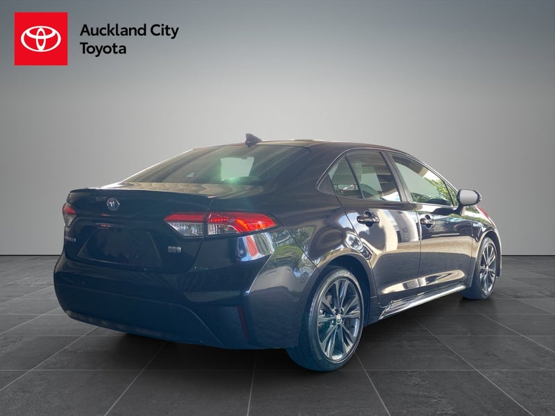 2019 Toyota Corolla Hybrid 1.8 Sedan 4 Dr CVT 2WD image 3