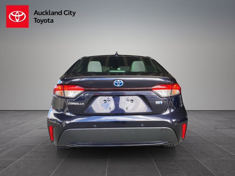 2019 Toyota Corolla Hybrid 1.8 Sedan 4 Dr CVT 2WD image 4