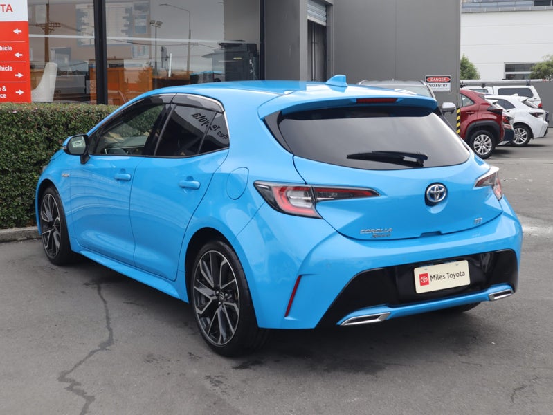 2019 Toyota Corolla HYBRID SPORT, Hatchback image 4