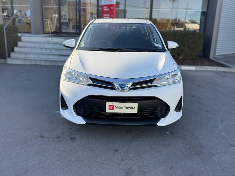 2019 Toyota Corolla Hybrid Wagon 2 Wheel drive image 2