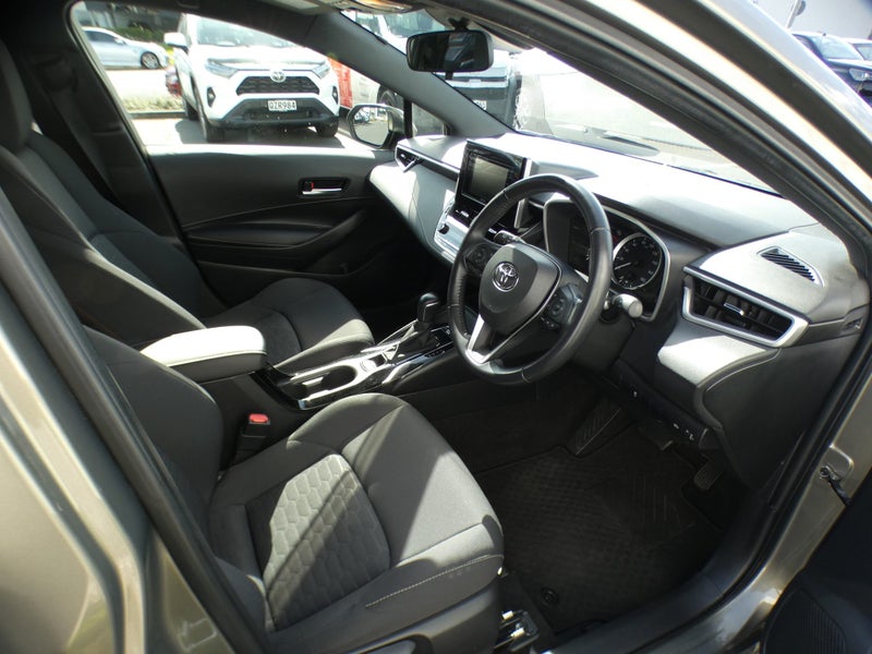 2019 Toyota Corolla Sport 1.8 Hybrid G image 3