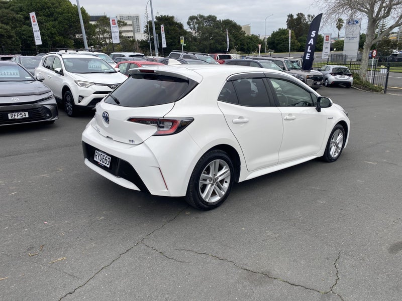 2019 Toyota Corolla Sport 1.8 Hybrid G 5 Dr Hat... image 2