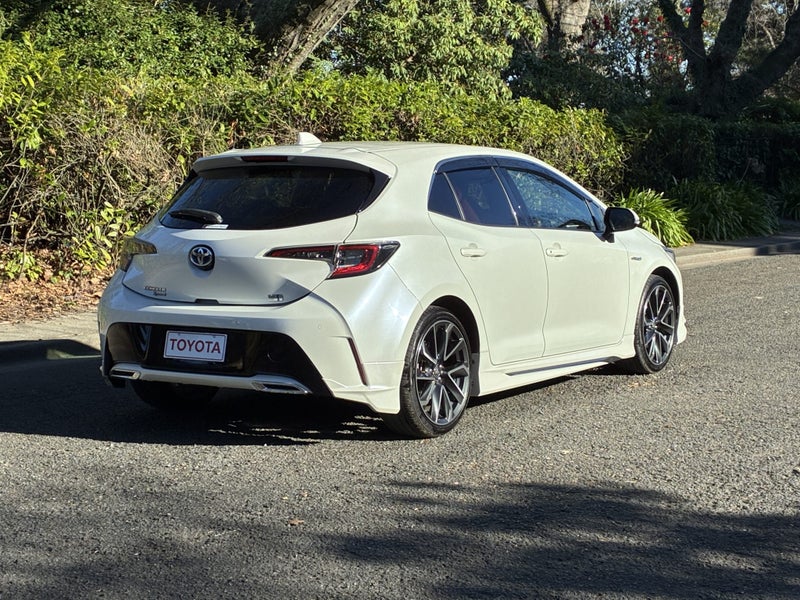 2019 Toyota Corolla Sport 1.8 Hybrid G (ZWE211H... image 3