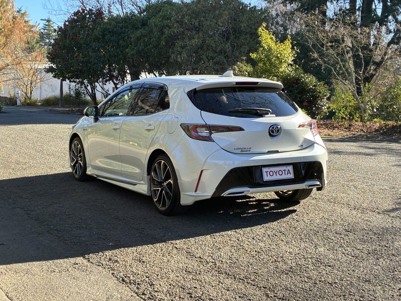 2019 Toyota Corolla Sport 1.8 Hybrid G (ZWE211H... image 5