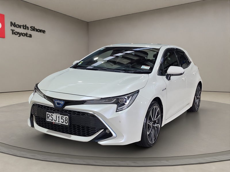 2019 Toyota Corolla Sport 1.8L Hybrid G FWD Hat... image 3