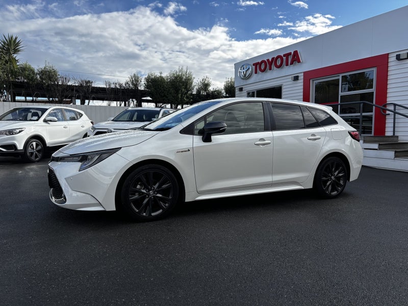 2019 Toyota Corolla Touring 1.8 Hybrid WxB 5 Dr... image 3