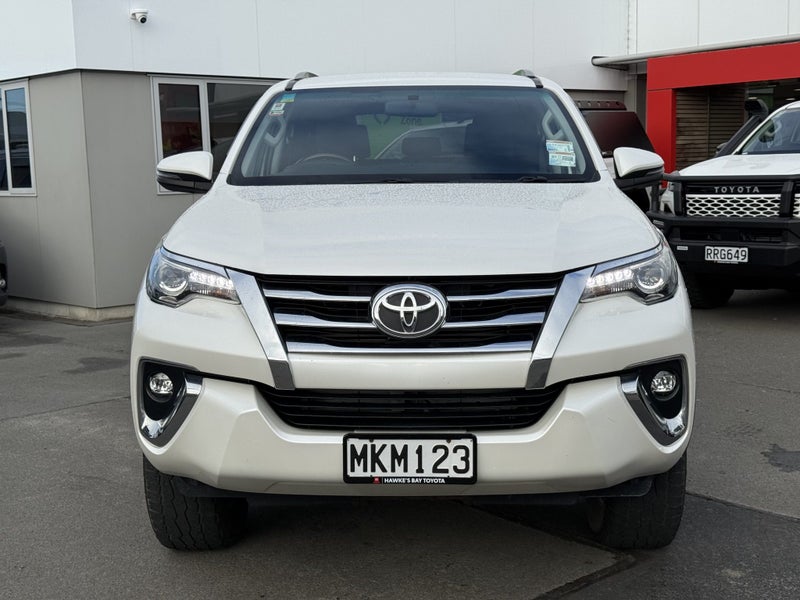 2019 Toyota Fortuner 4WD GXL 2.8DT SUV image 4