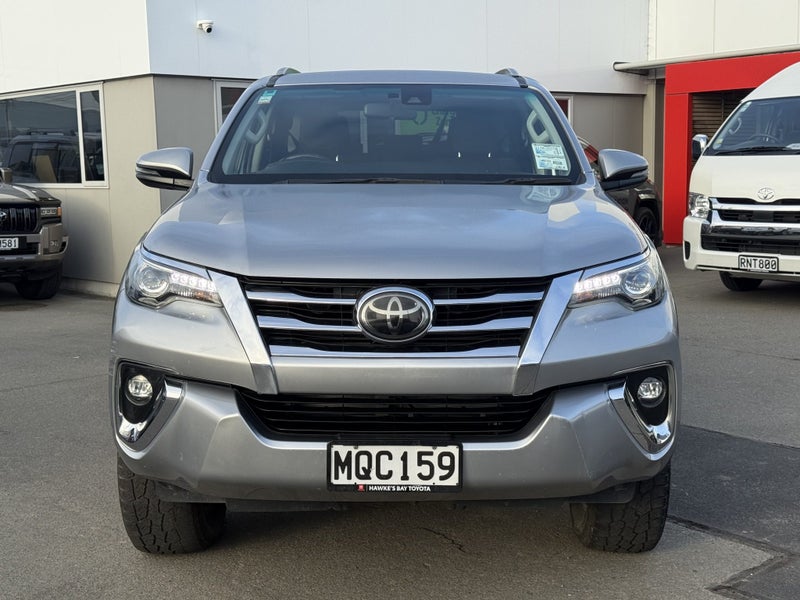 2019 Toyota Fortuner GXL 2.8DT 6AT 4WD - CERTIFIED image 4