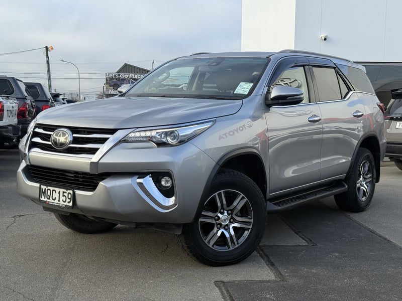 2019 Toyota Fortuner GXL 2.8DT 6AT 4WD - CERTIFIED image 5