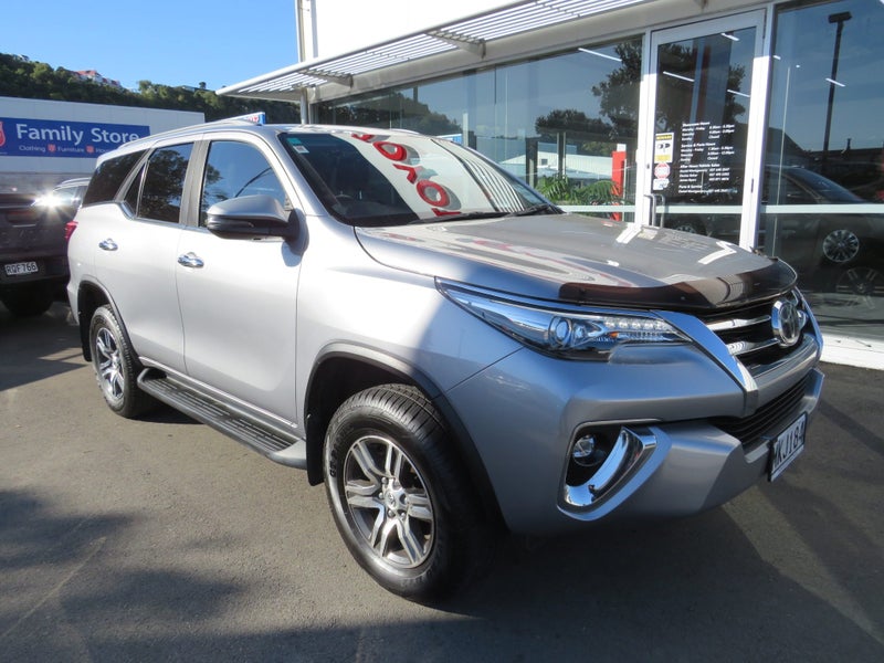 2019 Toyota Fortuner GXL 2.8DT 6AT 4WD WG/5D/7S image 2
