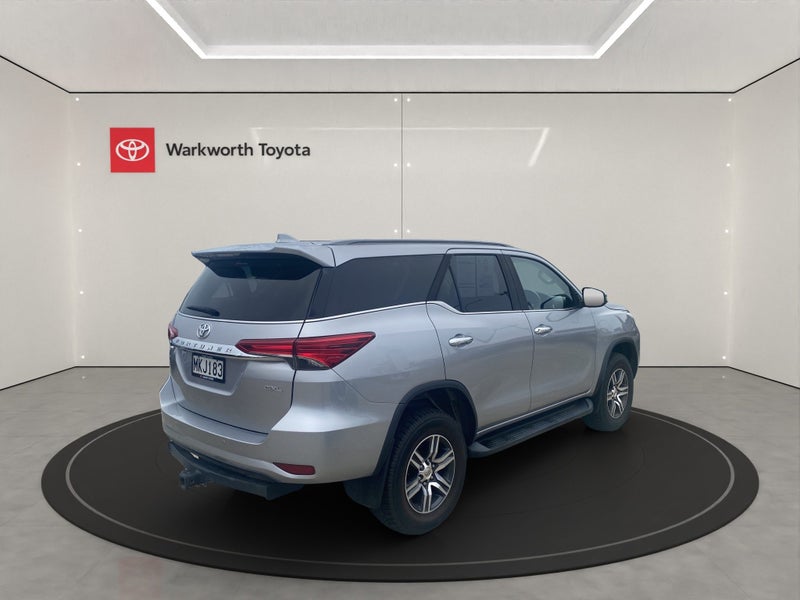 2019 Toyota Fortuner GXL 2.8DT 6AT 4WD WG/5D/7S... image 3