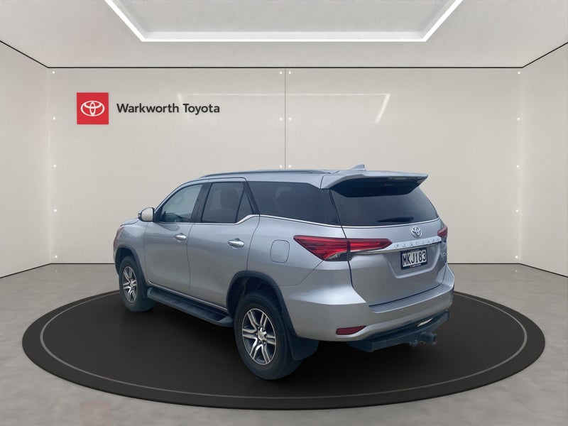 2019 Toyota Fortuner GXL 2.8DT 6AT 4WD WG/5D/7S... image 5