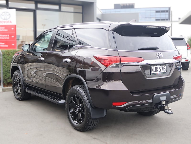 2019 Toyota Fortuner GXL 2.8L Turbo Diesel 4WD SUV image 5