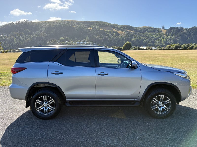 2019 Toyota Fortuner GXL 4WD image 5