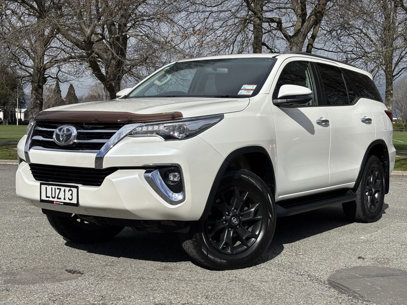2019 Toyota Fortuner Limited 2.8D/4Wd/6At image 3
