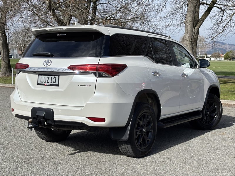 2019 Toyota Fortuner Limited 2.8D/4Wd/6At image 5
