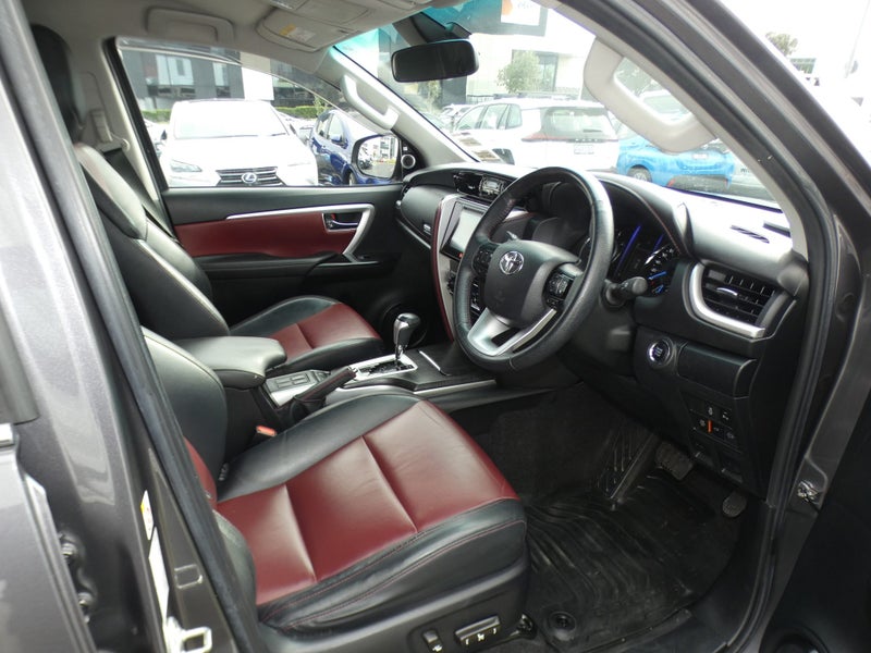 2019 Toyota Fortuner Limited 2.8DT 6AT 4WD WG/5... image 2