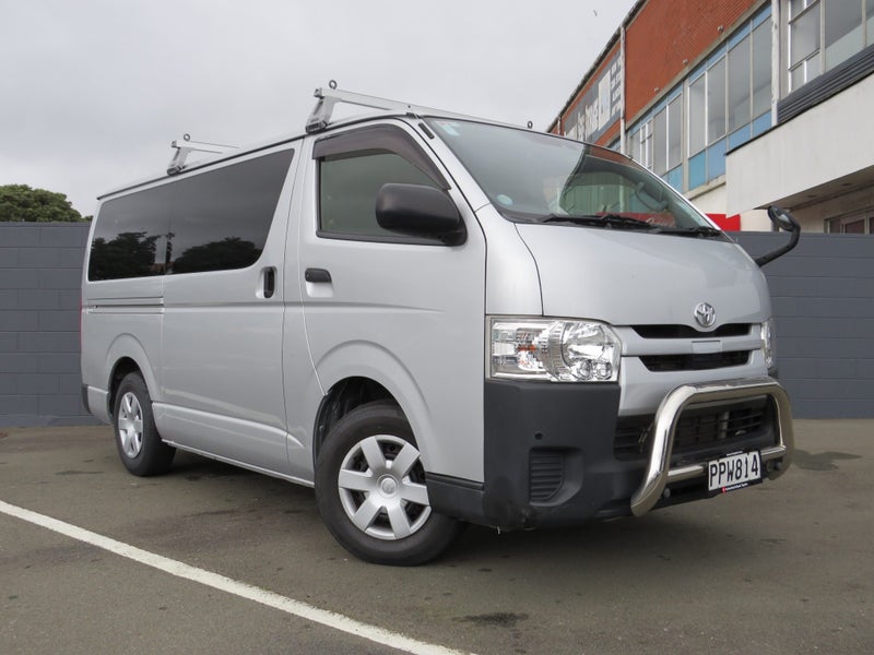 2019 Toyota Hiace 2.8 Auto image 1