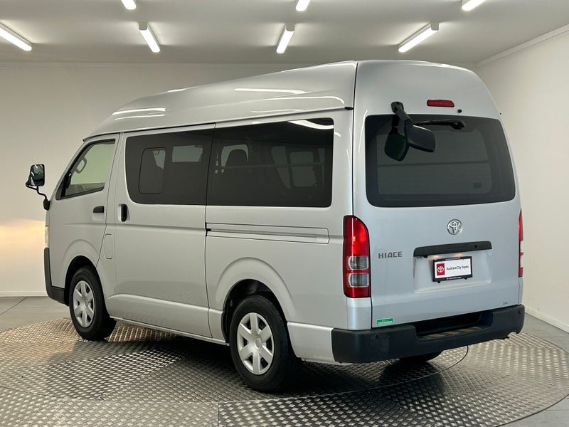 2019 Toyota Hiace 2.8D Hi-Roof image 5