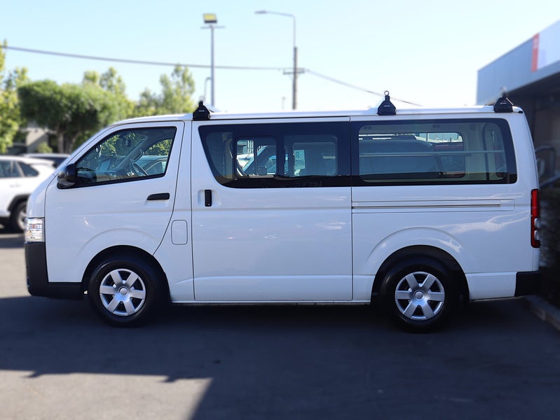 2019 Toyota Hiace ZL Turbo Diesel 3.0 Manual image 5