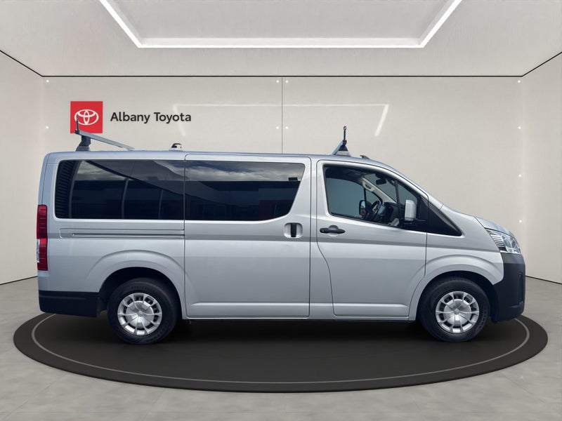 2019 Toyota Hiace ZR 2.8DT 6MT RWD GVN/5D/2S (H... image 2