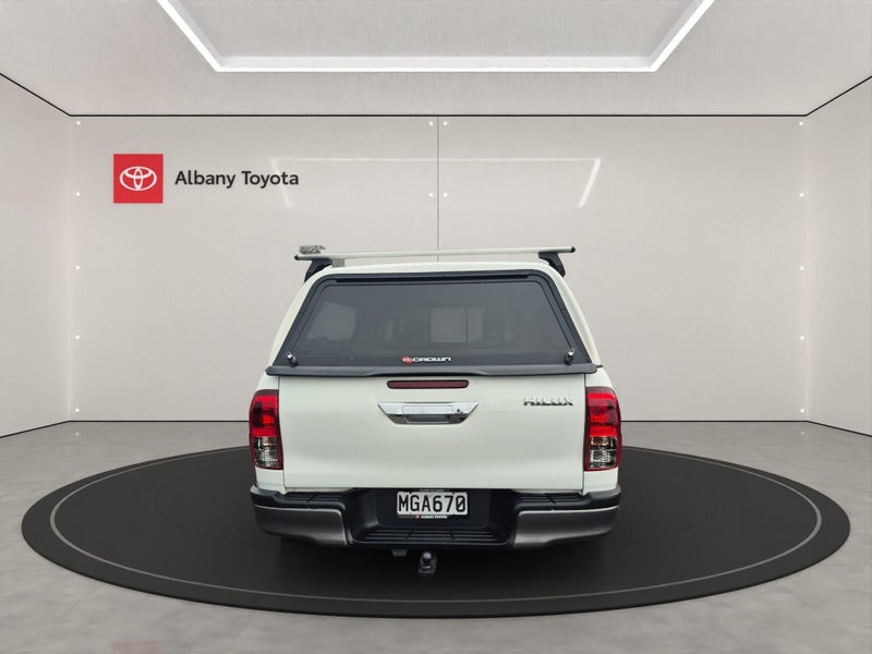 2019 Toyota Hilux 2WD S 2.8DT EXTRA CAB UTE/4 5... image 4