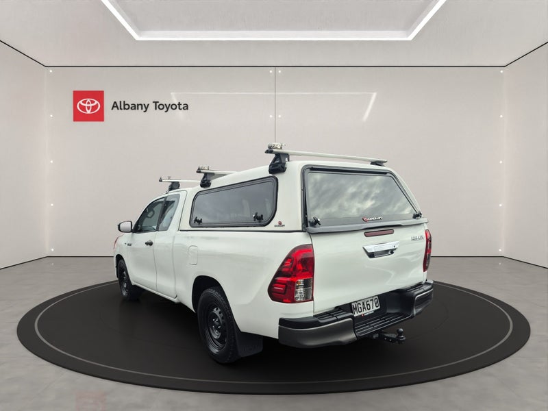 2019 Toyota Hilux 2WD S 2.8DT EXTRA CAB UTE/4 5... image 5